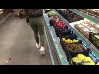 he chooses a cucumber suitable for the diameter of his pussy | casting, adults and young, fat